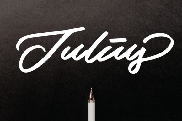 Julius: The Elegant Script Font for Scroll-Stopping Brand Content
